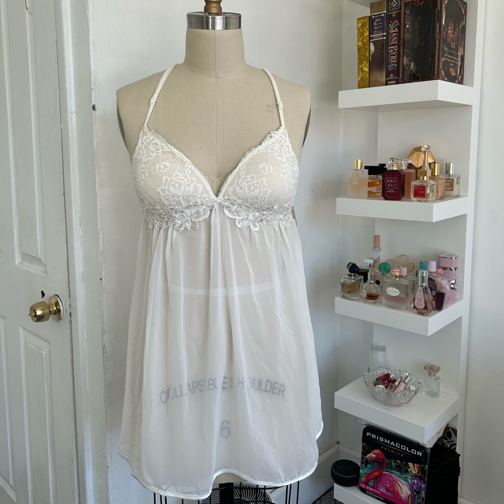 Elegant White Lace Babydoll Sheer Lingerie